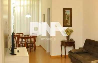 Imagem: O apartamento possui 3 Dormitórios, 5 Banheiros, 1 Vaga na