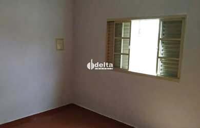 Imagem 7: Casa residencial com 3 quartos disponível para locação no bairro Tubalina...