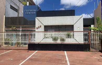 Imagem: O depósito possui 4 Vagas na garagem, 314m² de Área, Imóvel