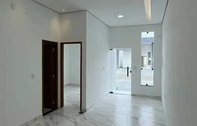 Imagem 3: Casa Térrea no Parque 10 com 02 Qts sendo 1 Suíte/ Próximo a Academia...