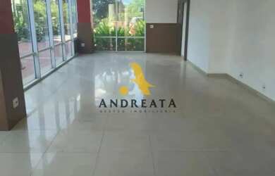 Imagem: O depósito possui 2 Vagas na garagem e 106m² de Área e está