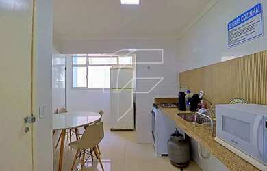 Imagem 4: Apartamento de frente para a orla da Praia do Morro, com 2 quartos à...