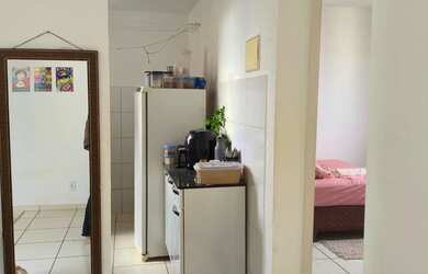 Imagem: A casa possui 2 Dormitórios, 1 Banheiro, 1 Vaga na garagem