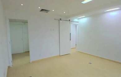 Imagem: O depósito possui 72m² de Área e está localizado em Barra