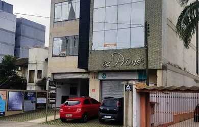 Imagem: O depósito possui 1 Vaga na garagem, 100m² de Área e está