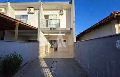 Imagem: A casa possui 3 Dormitórios, 1 Banheiro, 82m² de Área e