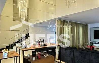 Imagem: A casa em condomínio possui 4 Dormitórios, 5 Banheiros, 4