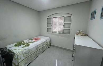 Imagem 5: CASA ESPAÇOSA NO JK. Área de serviço, 100m² de Área, 4 Vagas na garageme3...