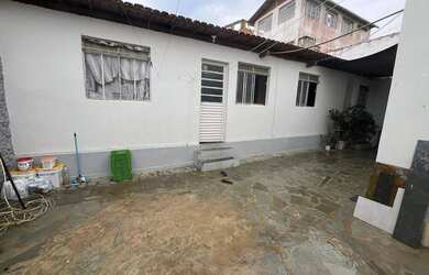 Imagem 13: CASA ESPAÇOSA NO JK. Área de serviço, 100m² de Área, 4 Vagas na garageme3...