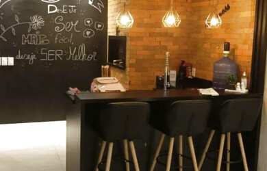 Imagem: A casa em condomínio à venda possui 2 Dormitórios, 2 Banheiros