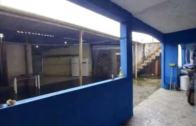 Imagem 4: Sobrado com três casas. 226m² de Área, 4 Vagas na garageme3 Dormitórios