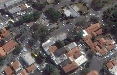 Imagem: O terreno possui 800m² de Área e está localizado em Jardim