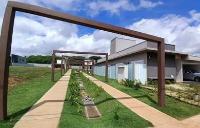 Imagem: O terreno possui 334m² de Área e está localizado em Parqville