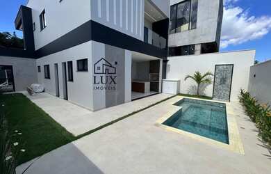 Imagem: A casa em condomínio possui 4 Dormitórios, 5 Banheiros, 4