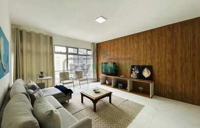 Imagem: O apartamento possui 4 Dormitórios, 5 Banheiros, 1 Vaga na