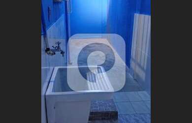 Imagem: A casa possui 3 Dormitórios, 3 Banheiros, 1 Vaga na garagem