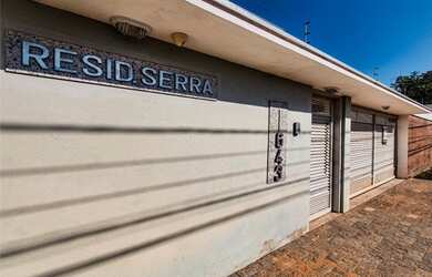 Imagem: O apartamento possui 2 Dormitórios, 2 Banheiros, 2 Vagas na