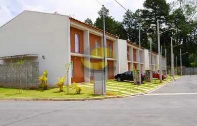 Imagem: A casa em condomínio possui 2 Dormitórios, 2 Banheiros, 1