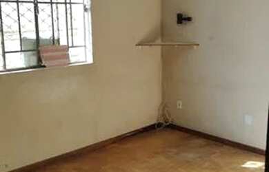 Imagem 15: CASA 03 QTOS 03 VGAS NO BAIRRO NO BARREIRO EM BELO HORIZONTE