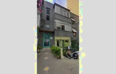 Imagem: O apartamento possui 2 Dormitórios, 1 Banheiro e 81m² de Área