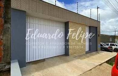 Imagem: A casa possui 3 Dormitórios, 3 Banheiros, 2 Vagas na garagem