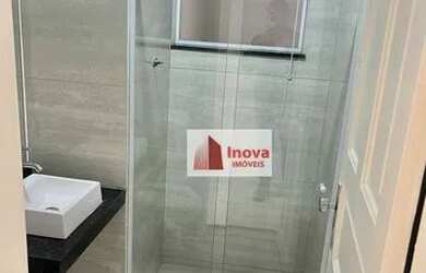 Imagem: A casa possui 3 Dormitórios, 2 Banheiros, 1 Vaga na garagem