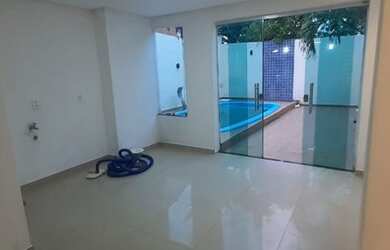 Imagem 5: ALUGO BELÍSSIMA CASA, COM PISCINA, TODA NO FINO ACABAMENTO