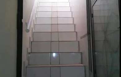 Imagem: A casa possui 1 Dormitório, 1 Banheiro e está localizado