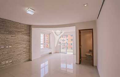 Imagem 3: Ref. 1018 - Apartamento de 134m² com 04 dormitórios e planejados, 03...