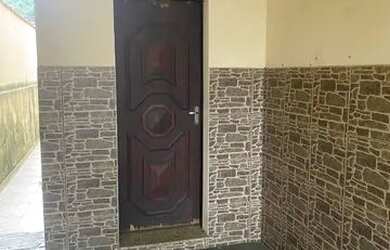 Imagem: A casa possui 1 Dormitório, 1 Banheiro e está localizado