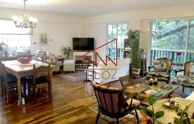 Imagem: O apartamento possui 4 Dormitórios, 4 Banheiros, 3 Vagas na