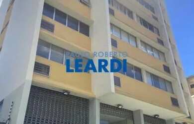 Imagem: O depósito possui 1 Vaga na garagem, 27m² de Área e está