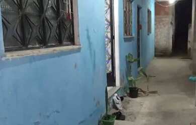 Imagem: A casa possui 1 Dormitório, 1 Banheiro e está localizado