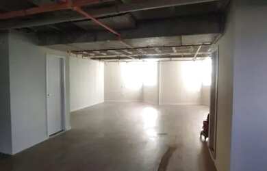 Imagem 4: Sala Comercial para Locação em Salvador, Caminho das Arvores, 4 banheiros, 6 vagas