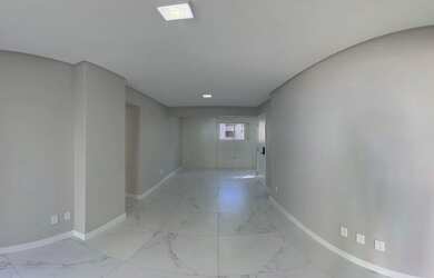 Imagem 3: Apartamento todo reformado no Centro de Balneário Camboriú/SC, com 3 quarto e 1 vaga