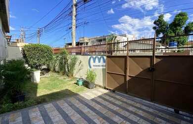 Imagem 14: Casa à venda com 3 quartos, 121m²