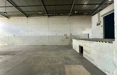 Imagem 4: Galpão c/ Doca e 2 Câmaras Frias 400m² para locação, Paulista, Piracicaba,...