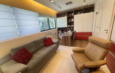 Imagem: O depósito possui 1 Vaga na garagem, 35m² de Área e está