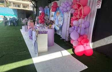 Imagem: A pousada chalé possui Acomodam 30 pessoas e está localizado