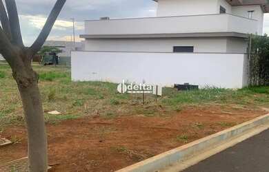 Imagem 12: Terreno em condomínio disponível para venda no bairro Grand Ville em...