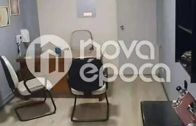 Imagem: O depósito possui 1 Vaga na garagem, 48m² de Área, Imóvel