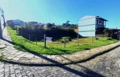 Imagem: O terreno possui 374m² de Área e está localizado em Nossa