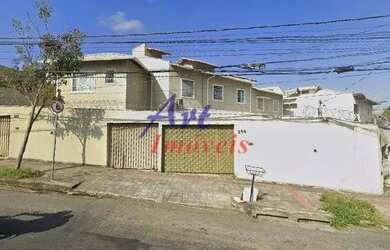 Imagem: A casa à venda possui 2 Dormitórios, 1 Banheiro, 2 Vagas na