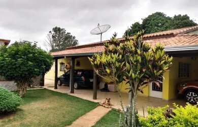 Imagem: A chácara possui 1.500m² de Área e está localizado em Vila