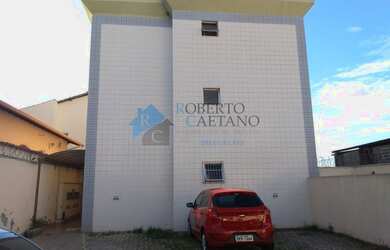 Imagem: O apartamento possui 3 Dormitórios, 1 Banheiro, 1 Vaga na garagem