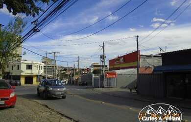 Imagem: O depósito possui 842m² de Área e está localizado em Santa