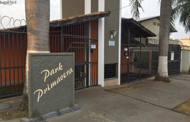 Imagem: O apartamento possui 3 Dormitórios, 1 Banheiro, 1 Vaga na garagem