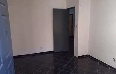 Imagem: O apartamento possui 2 Dormitórios, 1 Banheiro e 150m² de