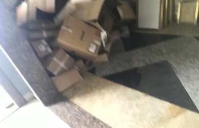 Imagem: O depósito possui 1 Vaga na garagem, 10m² de Área e está