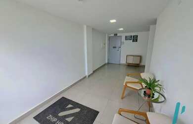 Imagem: O studio possui 1 Dormitório, 1 Banheiro, 1 Vaga na garagem